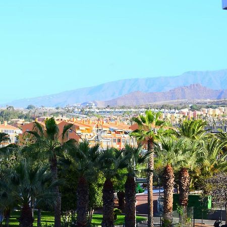 شقة Sunny Summerland Los Cristianos, Ap With City And Ocean View لوس كريستيانوس المظهر الخارجي الصورة